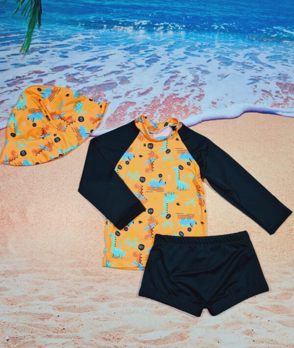 conjunto moda praia menino estampa dinossauro com protecao solar uv50 (1)